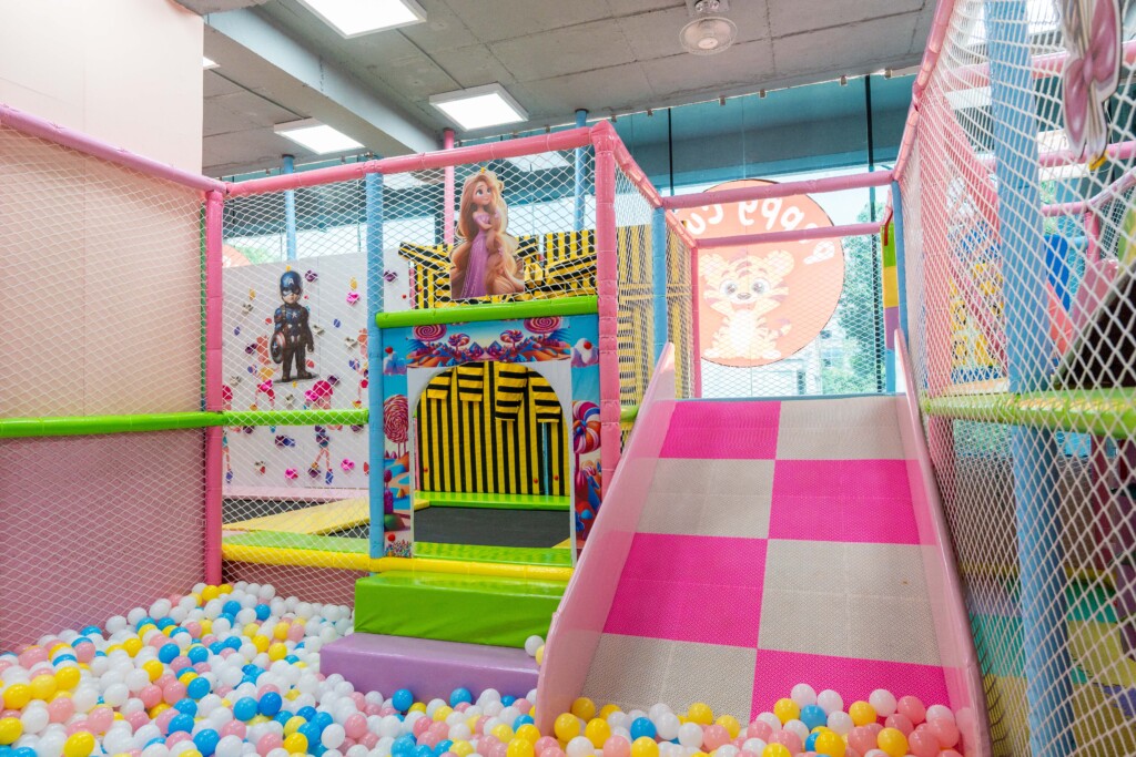 Best Indoor Kids Play area in Gurgaon | Peppy Cubs Play Area in Gurgaon